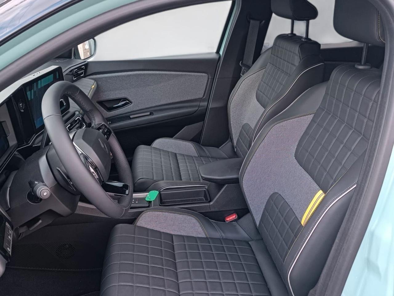 Renault 4 E-Tech Electric 150 CV Comfort Range Iconic