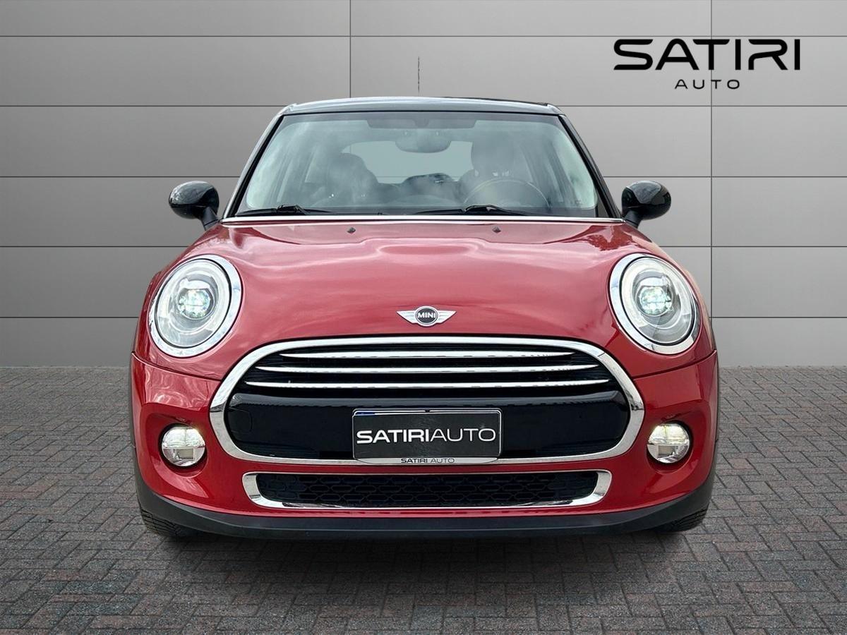 MINI Mini IV F55-F56 2014 - Mini 1.5 Cooper D Business 5p auto