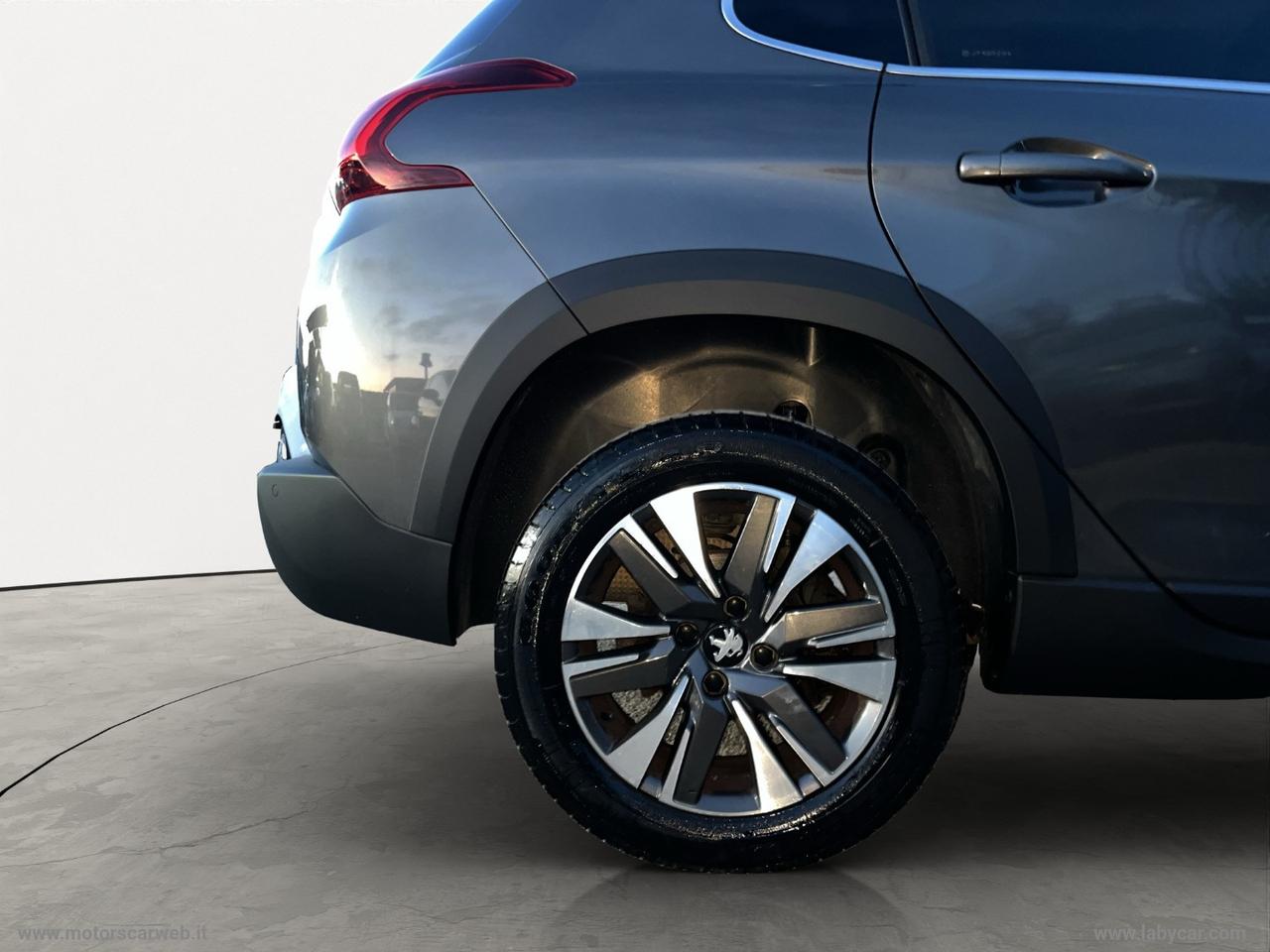 PEUGEOT 2008 PureTech 82 S&S Allure