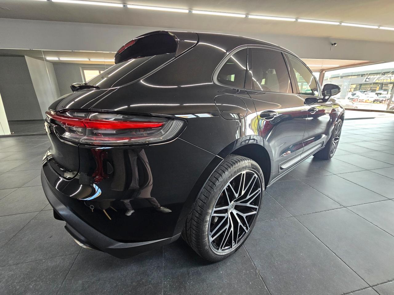 Porsche Macan 2.0 TETTO PANORAMICO