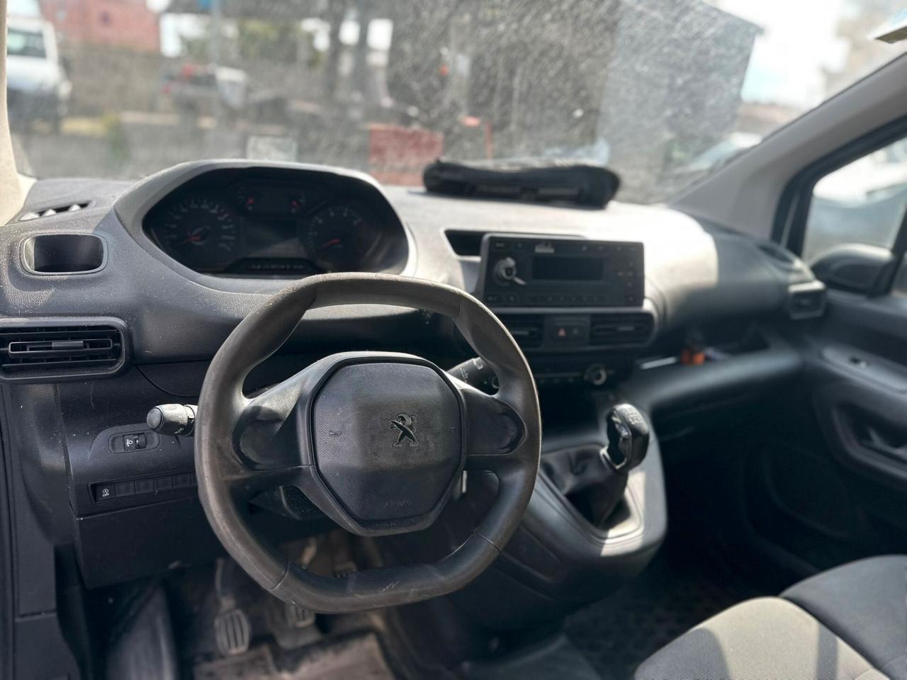 Peugeot Partner BlueHDi 100 S&S PL Furgone sinistrato incidentato