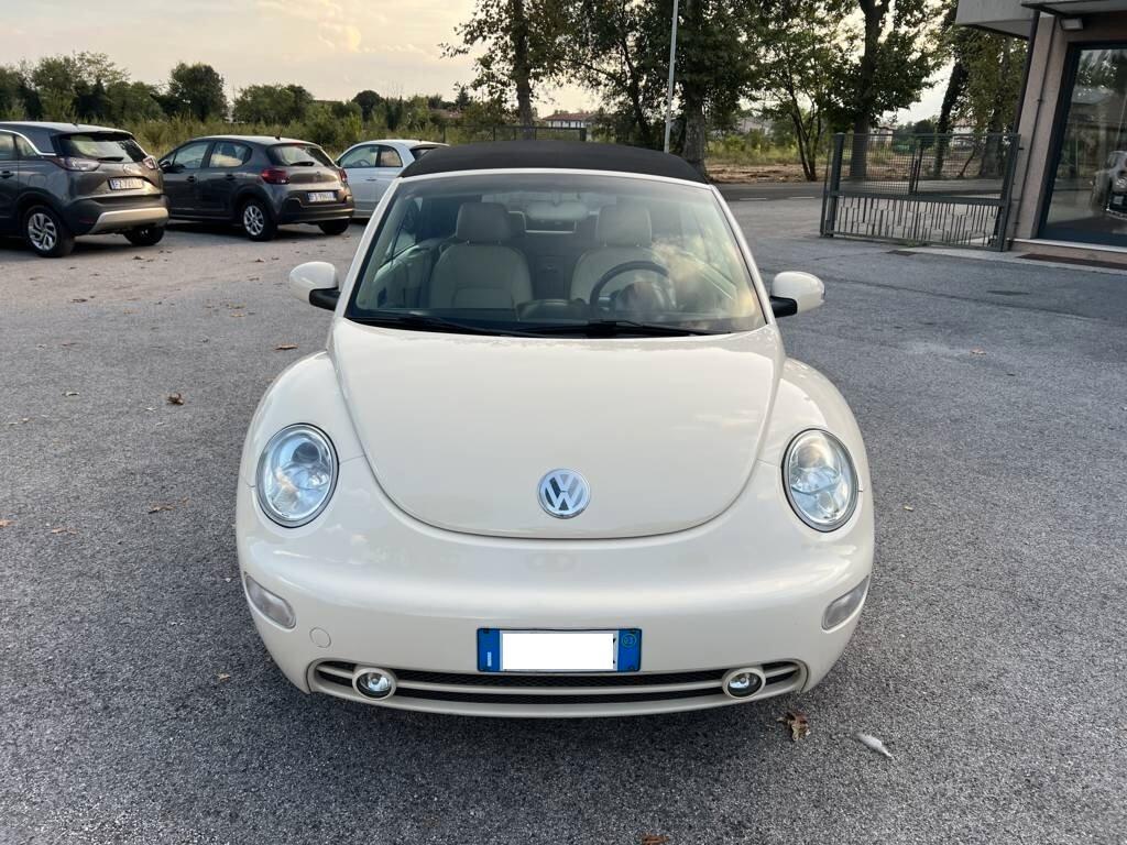 Volkswagen New Beetle 2.0 Cabrio