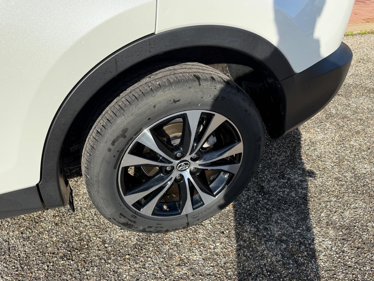 Toyota RAV 4 RAV4 2.0 D-4D 2WD Style my14"