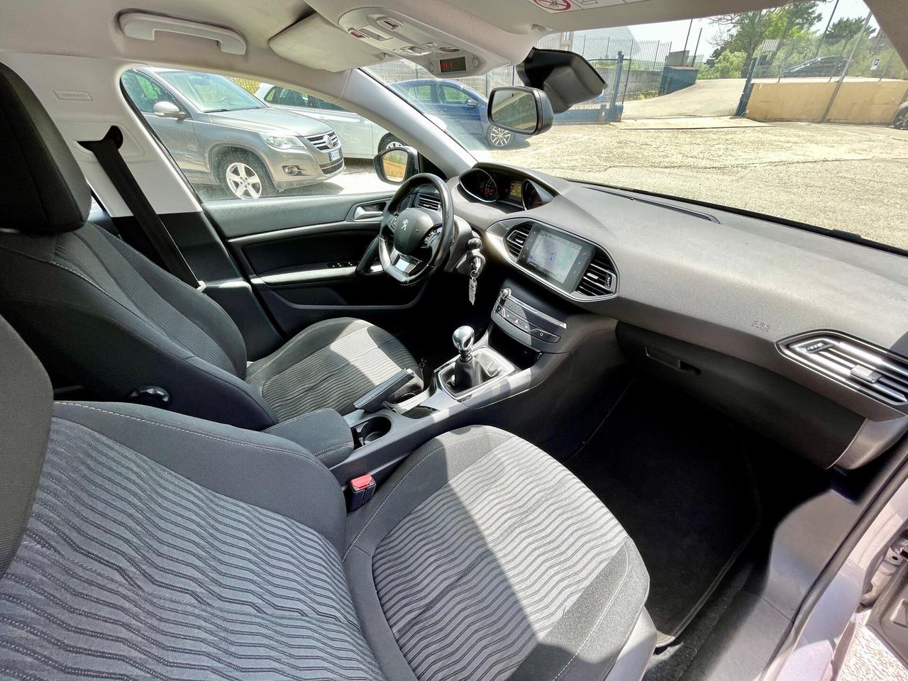 Peugeot 308 1.6 HDI 120CV 6M 12-2016