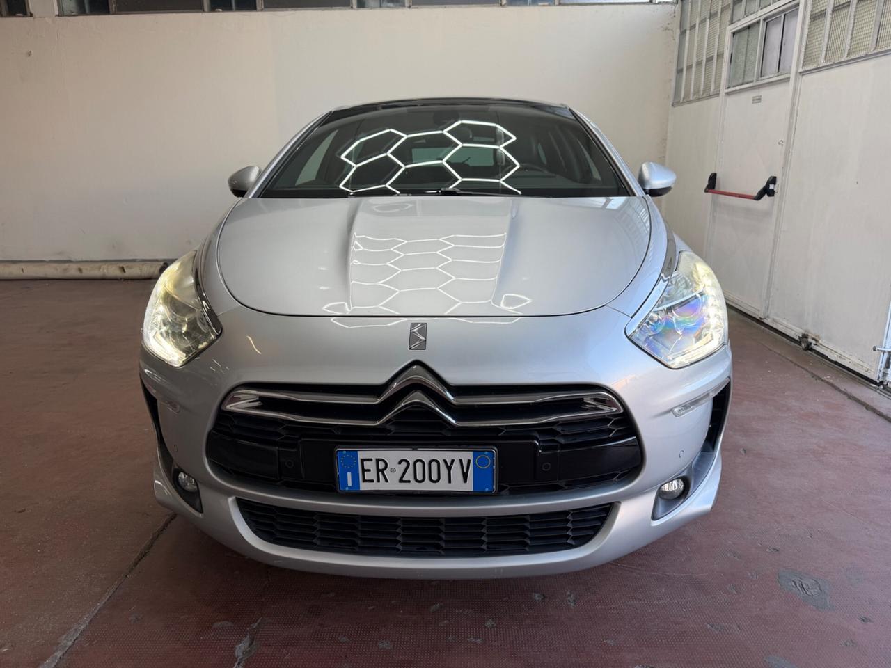 Ds DS5 5 2.0 HDi 160 PURE PEARL