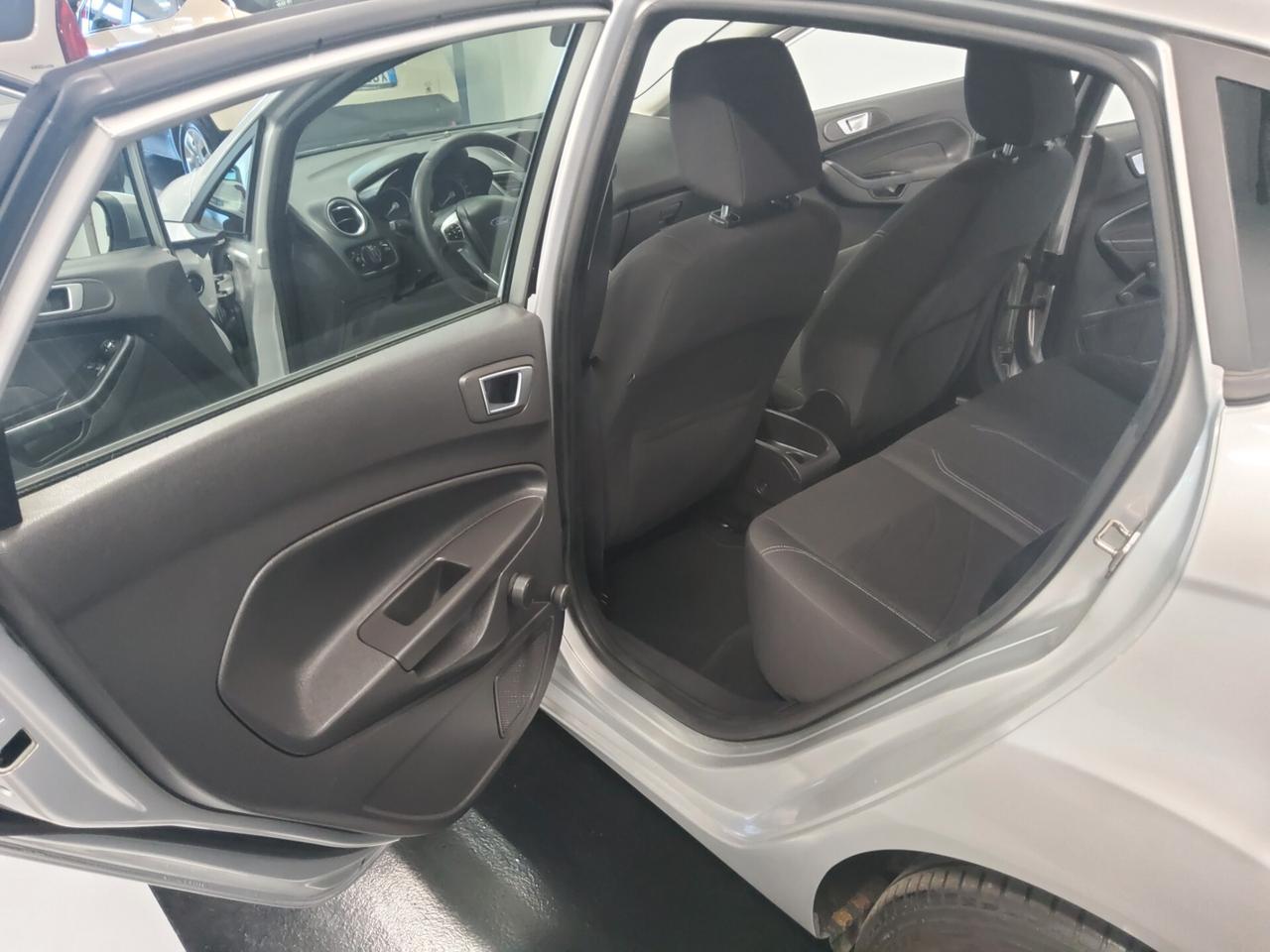 Ford Fiesta 1.5 TDCi 75CV 5 porte