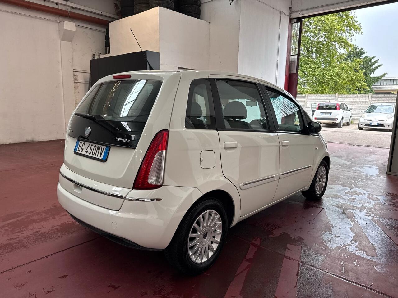 Lancia MUSA 1.4 16V DFN 5th Avenue