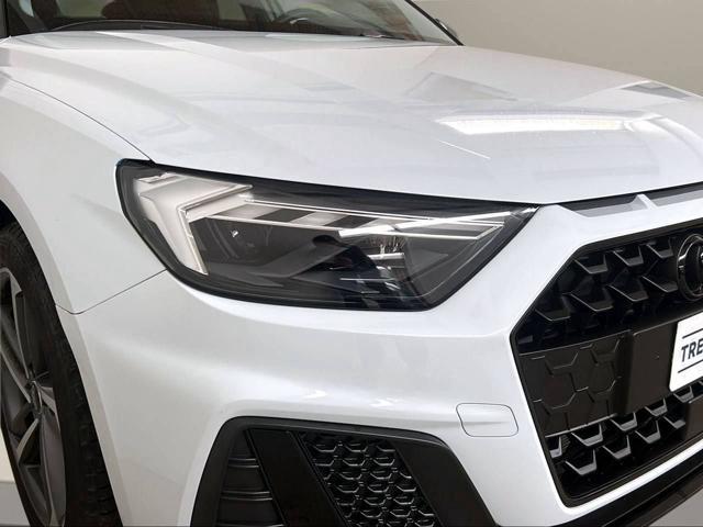AUDI A1 SPB 30 TFSI Identity Black