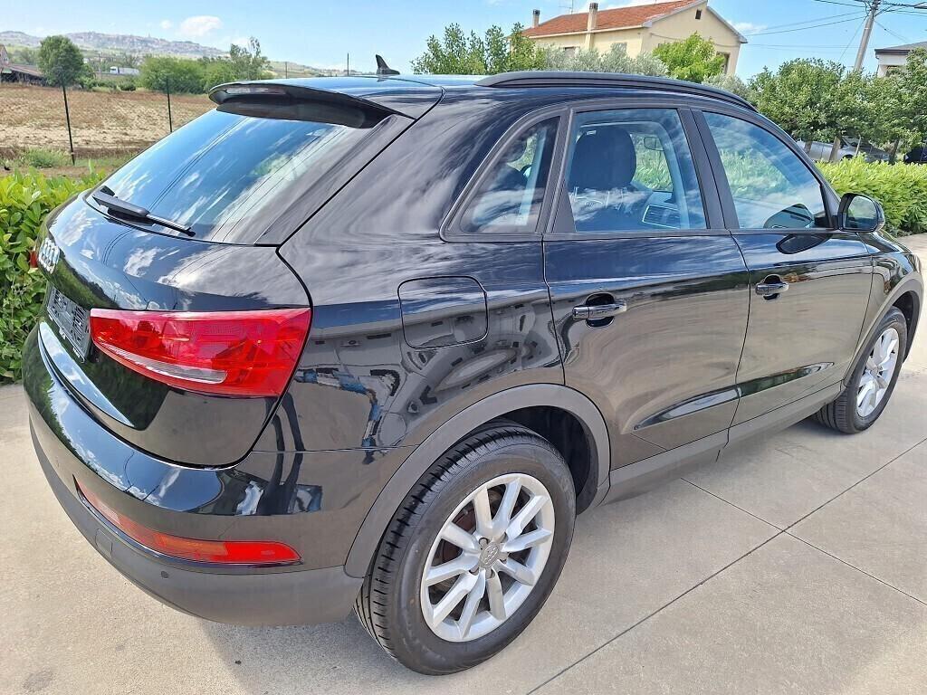 Audi Q3 2.0 TDI 150 CV quattro Business