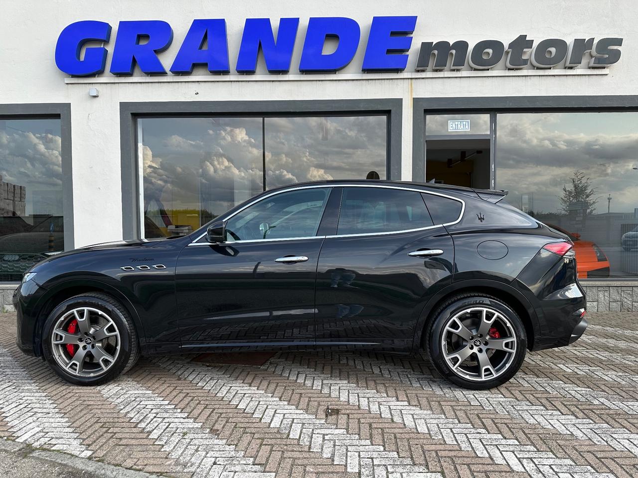 Maserati Levante V6 350 CV AWD Modena