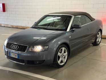 Audi A4 Cabriolet 2.5 V6 TDI cat