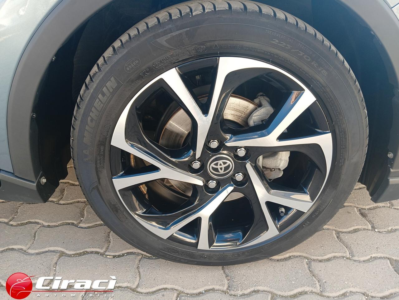 Toyota C-HR 1.8 Hybrid E-CVT Trend