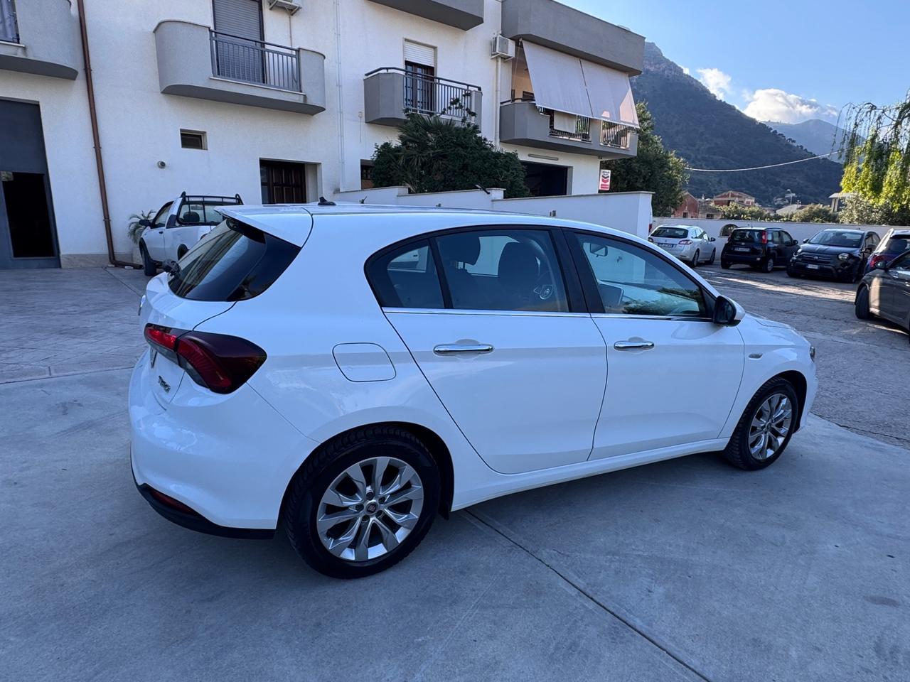 Fiat Tipo 1.3 Mjt S&S 5 porte Business