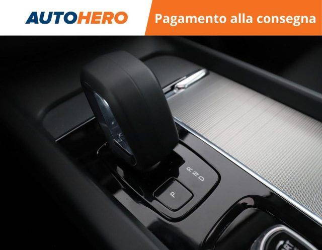 VOLVO XC60 B5 AWD automatico Ultra Dark