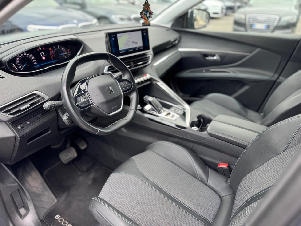Peugeot 5008 BlueHDi 130 S&S EAT8 Allure Pack