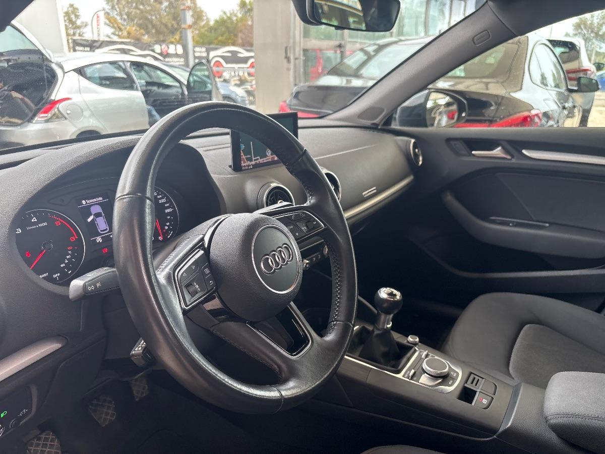AUDI - A3 - SPB 30 TDI Admired