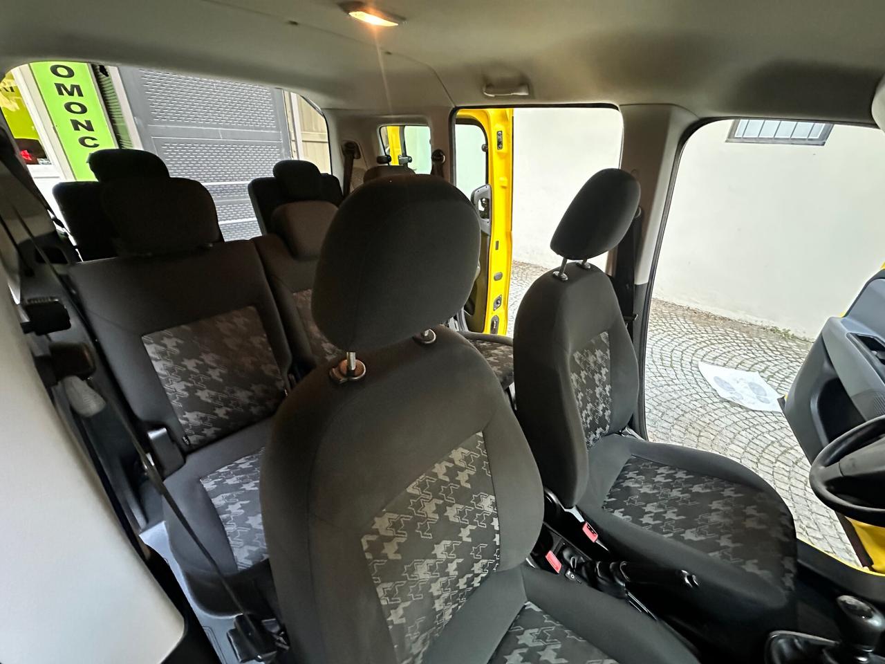 Opel Combo 1.4 (7 POSTI) - No Blocco del Traffico