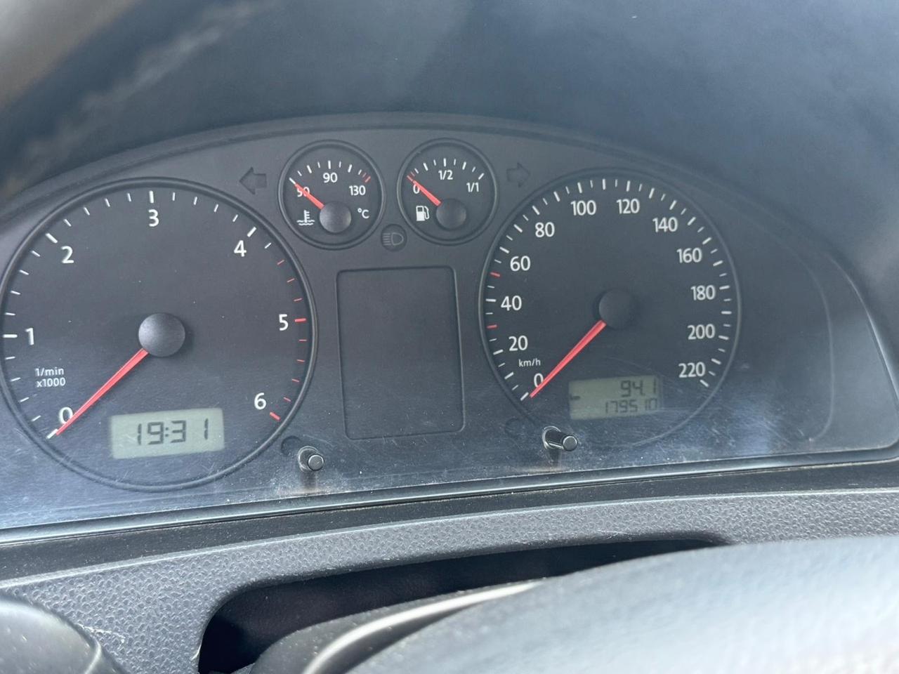 Volkswagen Transporter 2.5 TDI/130CV 9POSTI