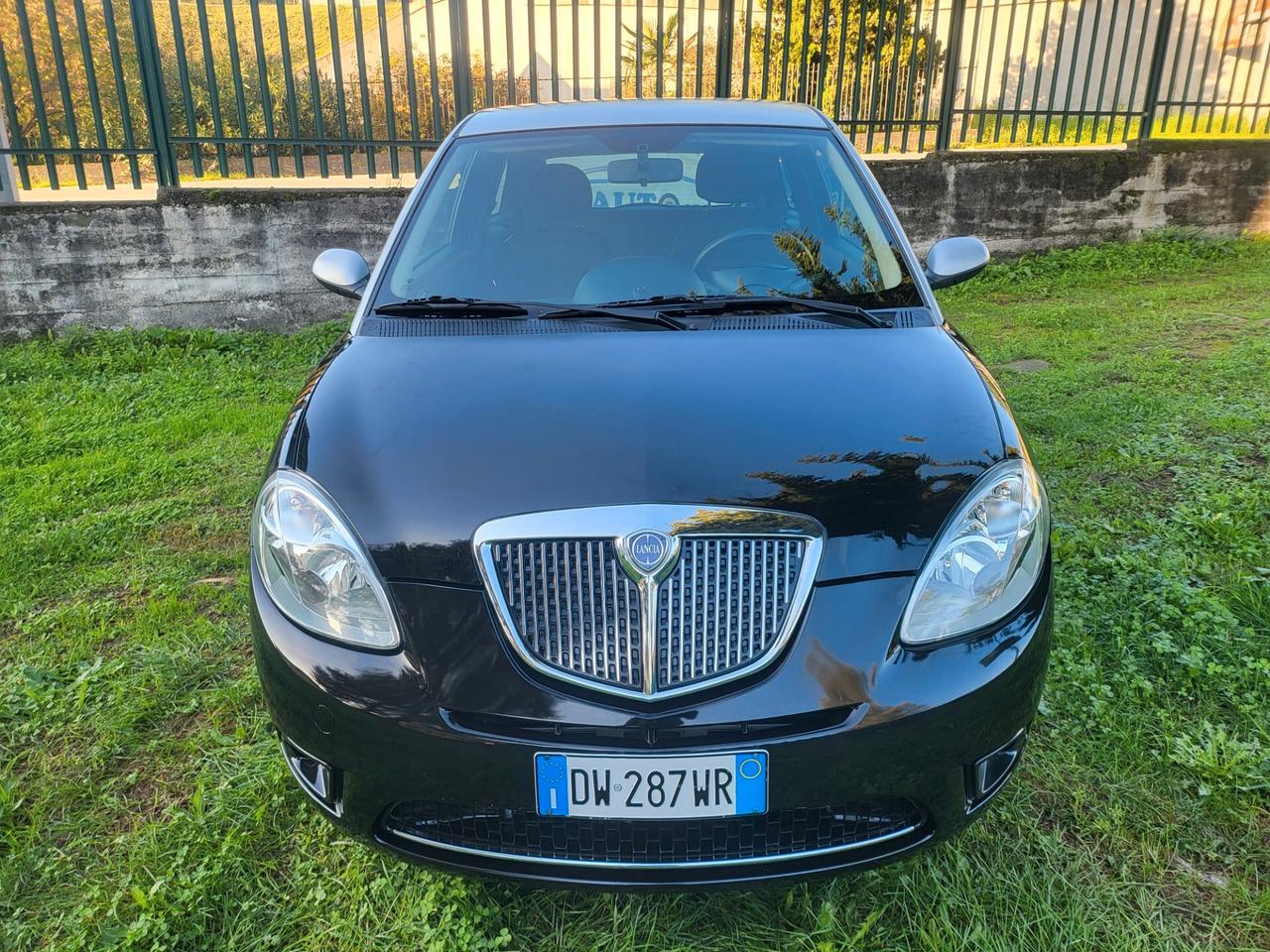 Lancia Ypsilon 1.2 Platino UNICO PROPR. OK NEOP.