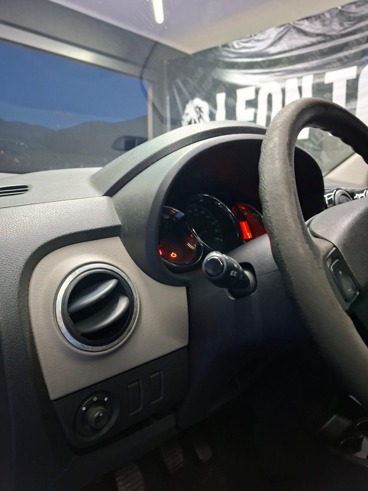 Dacia Lodgy 1.5 dCi 8V 110CV 7 posti Lauréate 2014 perfetta