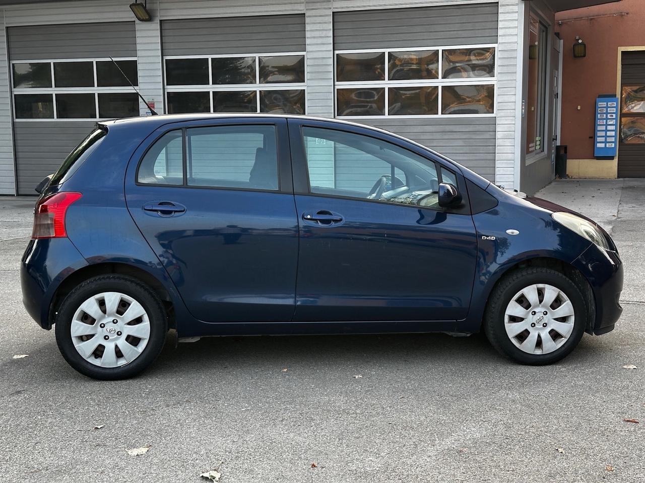 Toyota Yaris 1.4 D-4D 5 porte Sol