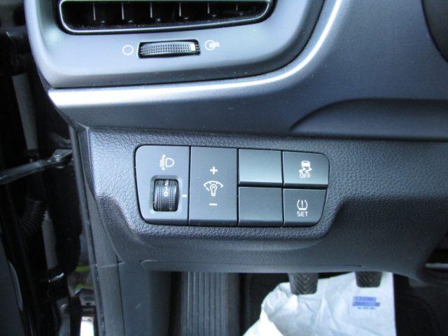 KIA Stonic 1.6 CRDi 110cv Urban -BiColor-Ok NEOPAT.- EURO 6/B