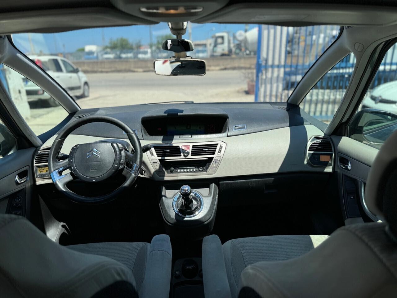 Citroen C4 Grand Picasso 1.6 HDi 110 7 POSTI