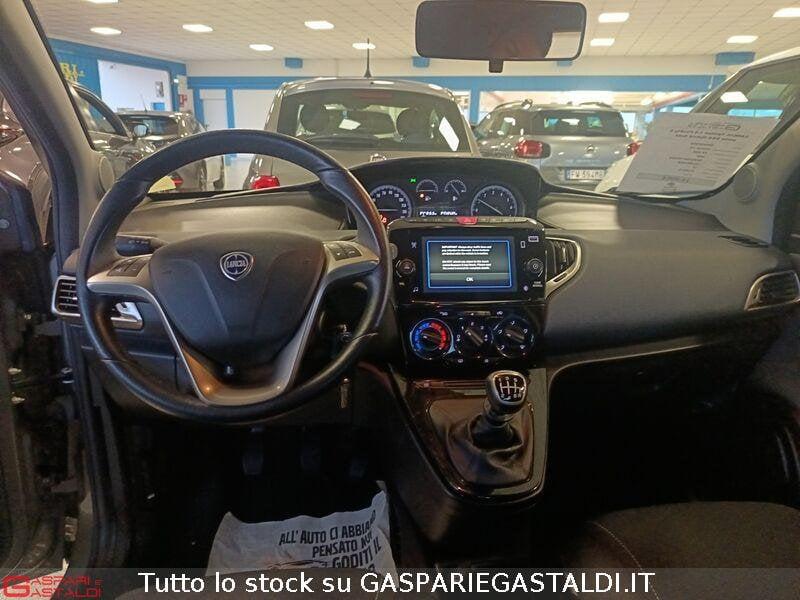 Lancia Ypsilon Ypsilon 1.0 FireFly 5 porte S&S Hybrid Gold