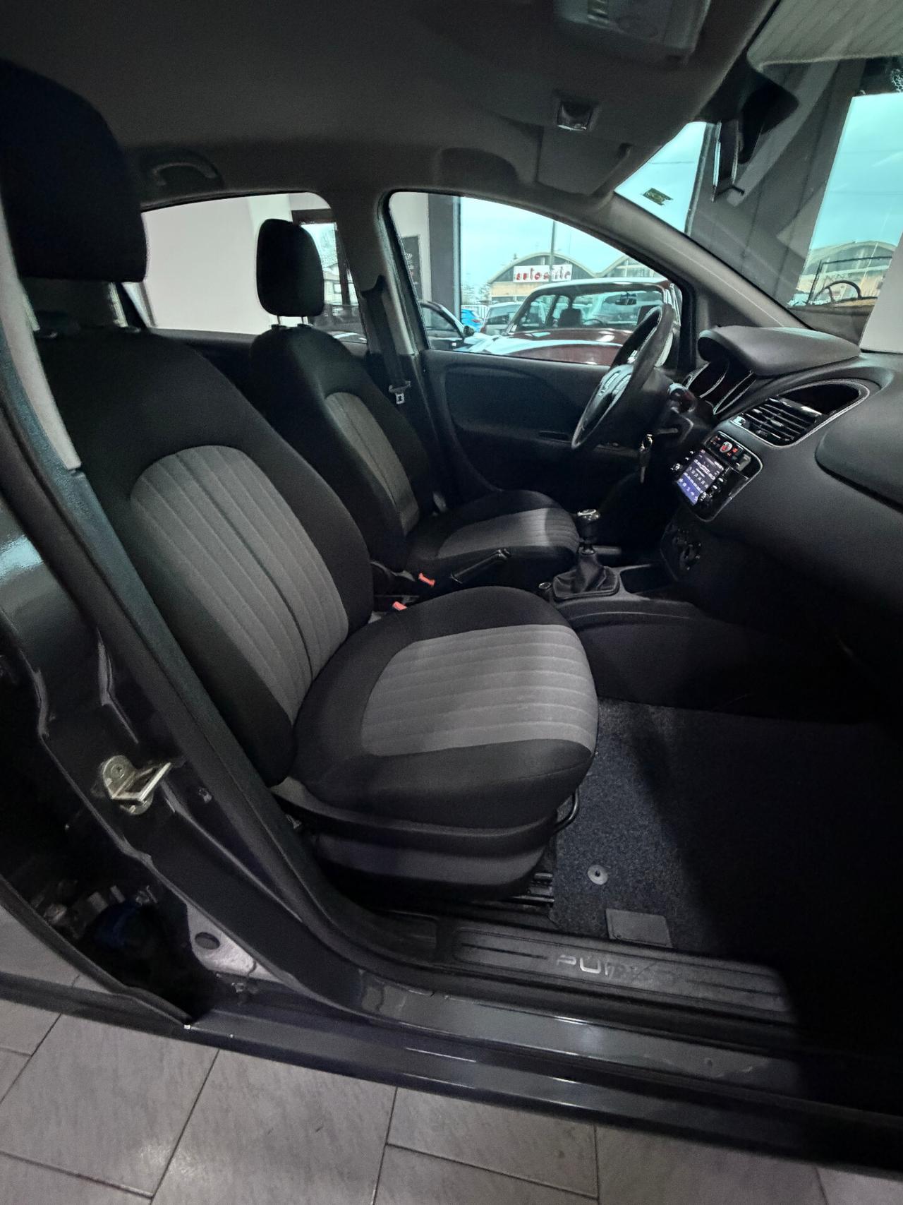 Fiat Punto 1.2 8V 5 porte Street