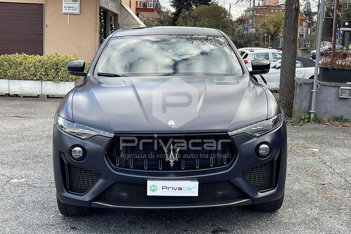 MASERATI Levante V8 580 CV AWD Trofeo