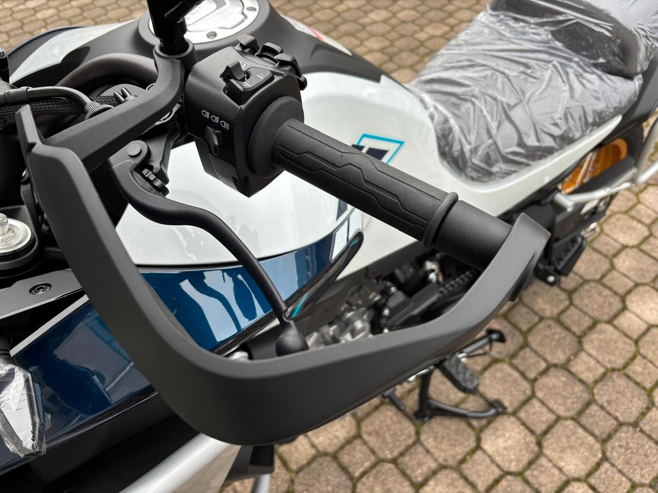 Cf Moto 800MT ABS EXPLORE Bianco - Nuovo