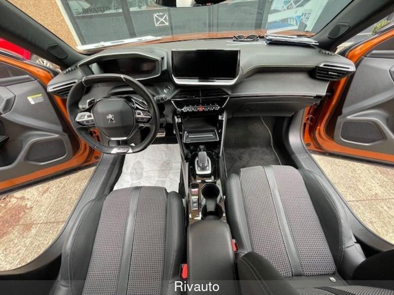 Peugeot 2008 2008 PureTech 130 S&S EAT8 GT