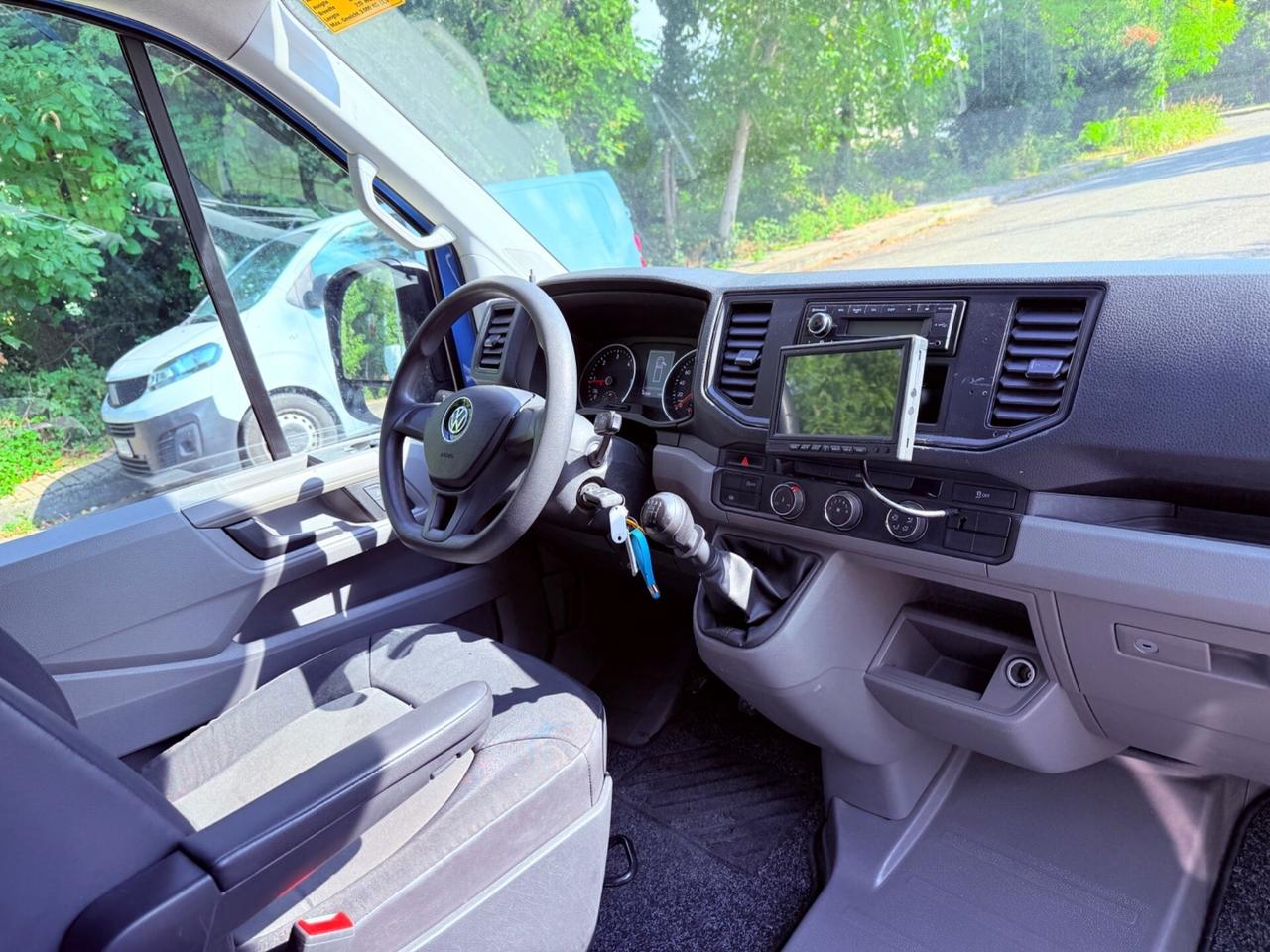 Volkswagen Crafter BOX-2020 UNICIO PROP OK PERMUTE