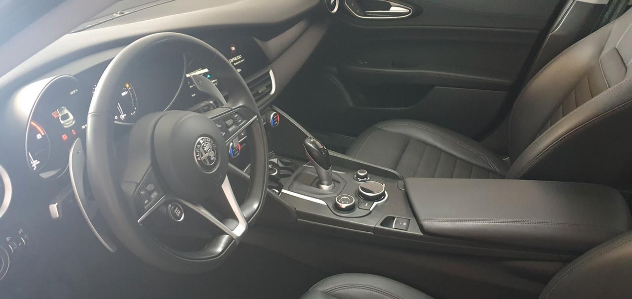 Alfa Romeo Giulia 2.2 Turbodiesel 180 CV AT8 Super