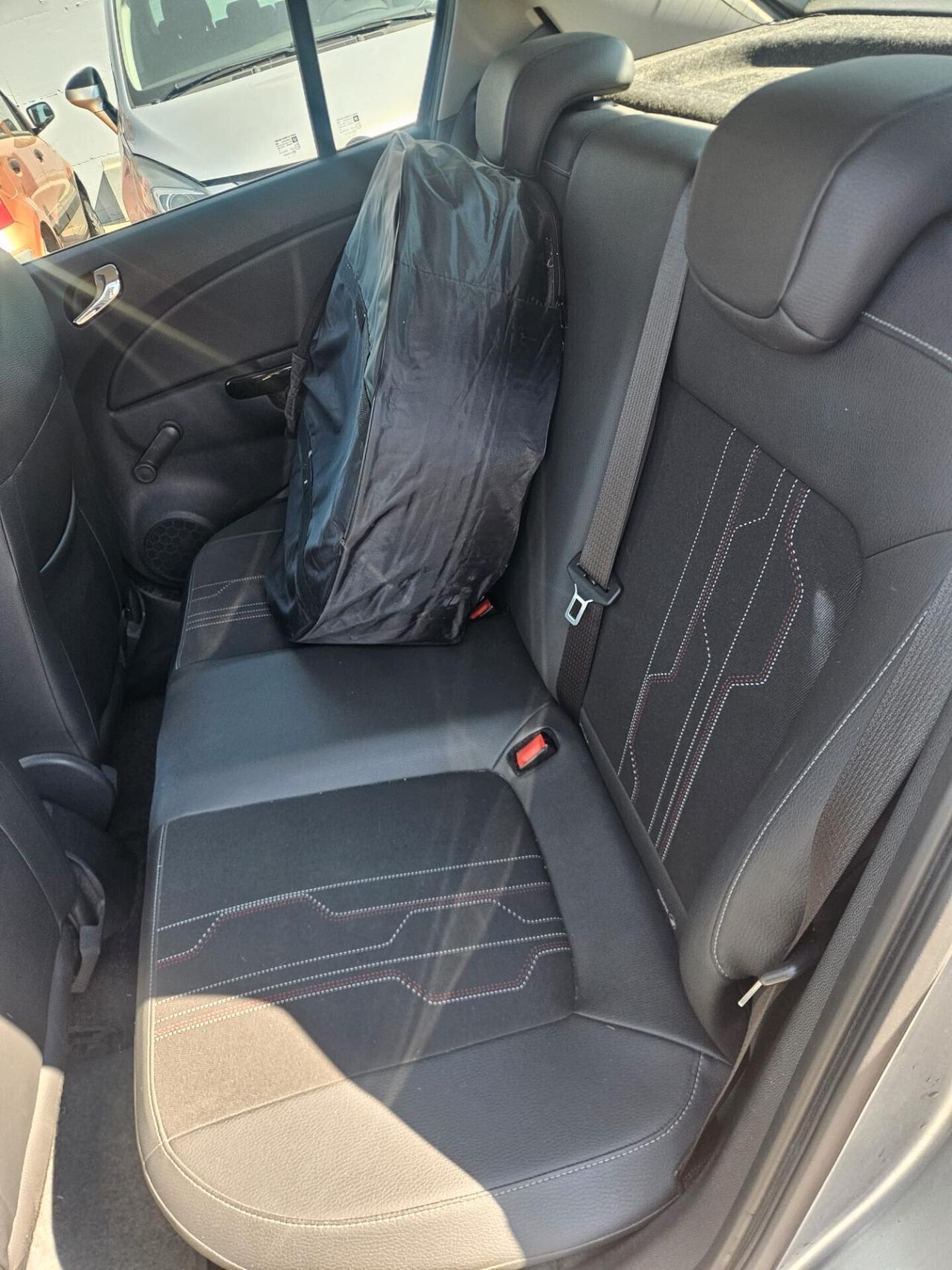 Opel Corsa 1.4 16V GPL Pari al nuovo!