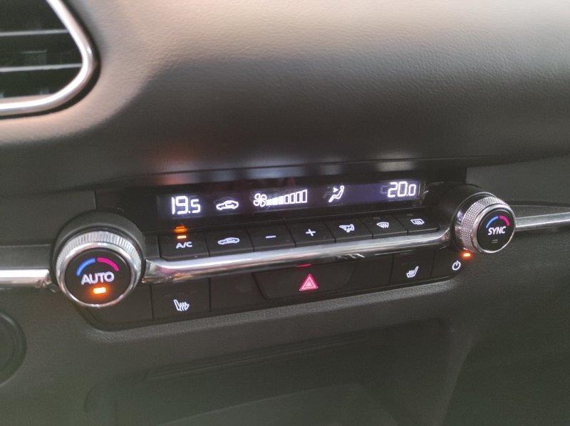 MAZDA CX-30 - 2.0L e-Skyactiv-G M Hybrid 2WD Homura