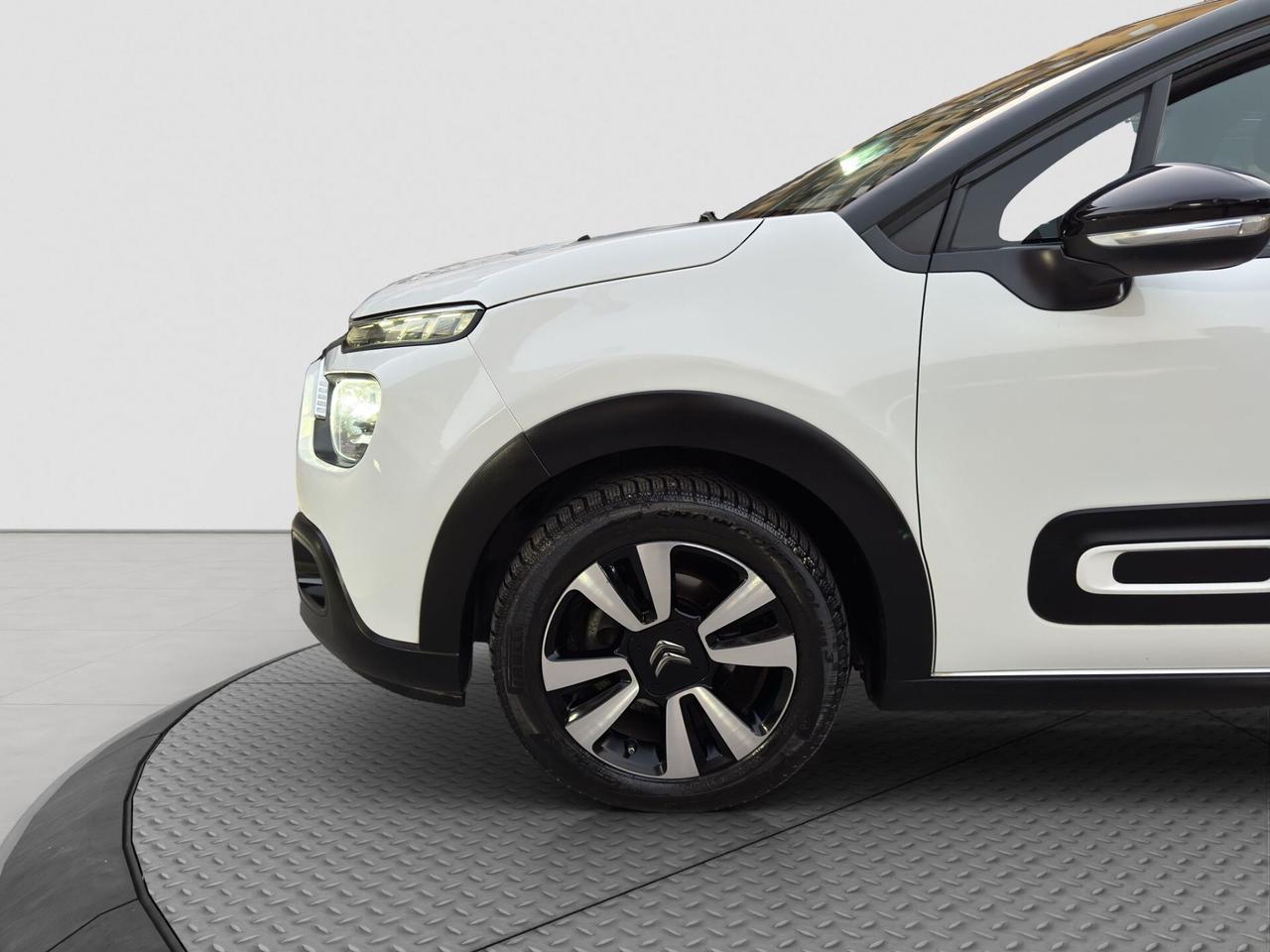 Citroen C3 1.2 puretech 110cv Shine Pack automatica 2021