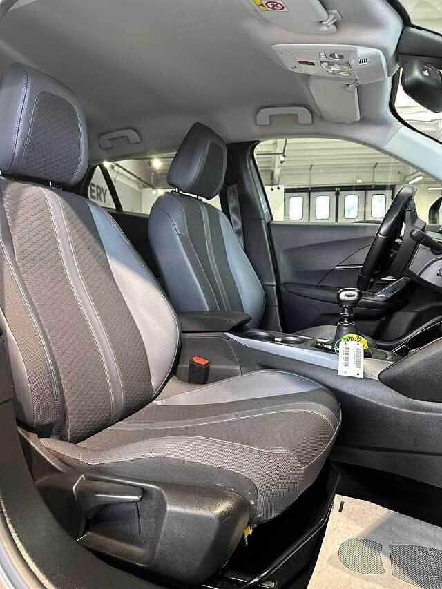 Peugeot 2008 PureTech 100 S&S Allure