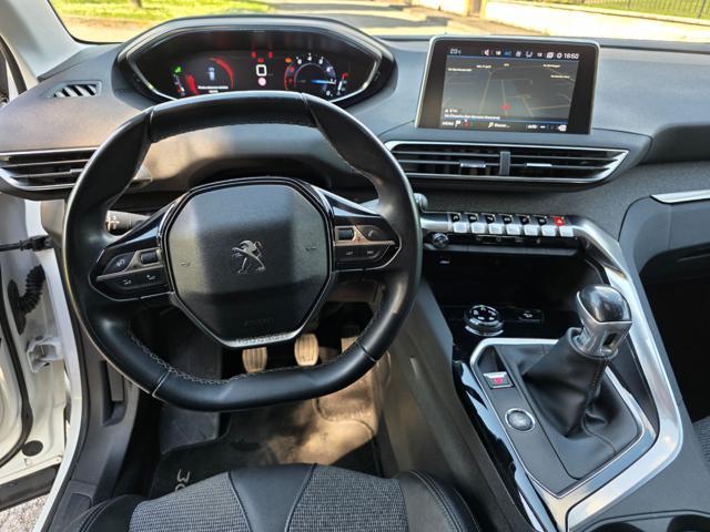 PEUGEOT 3008 PureTech Turbo 130 S&S Allure