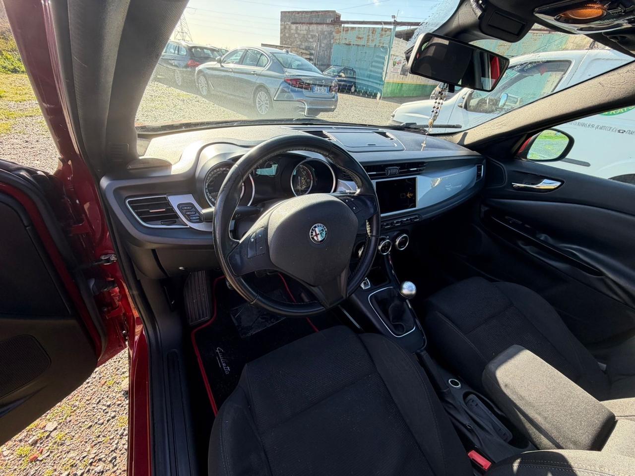 Alfa Romeo Giulietta 1.6 JTDm-2 105 CV Distinctive