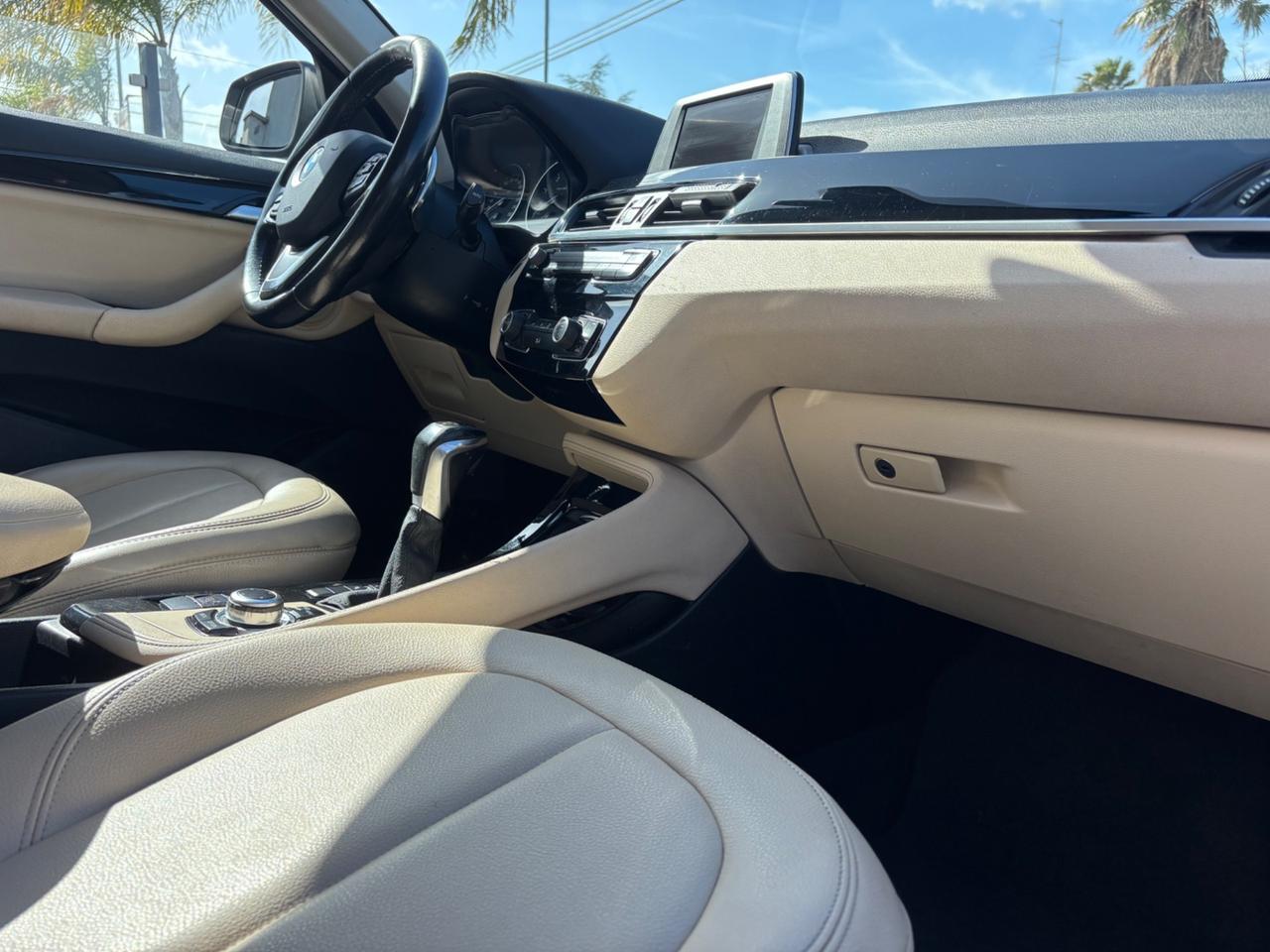 Bmw X1 sDrive18d xLine