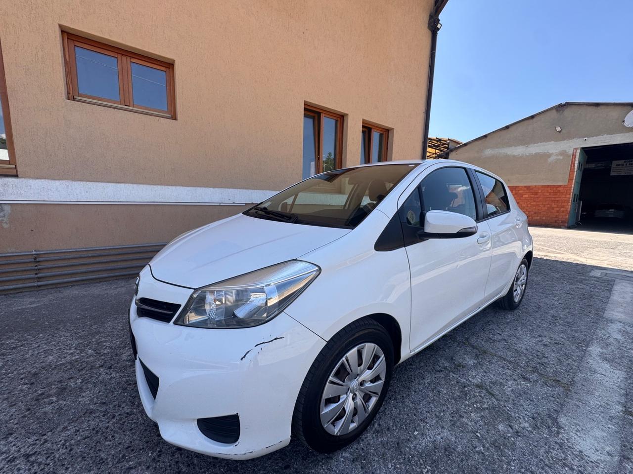 Toyota Yaris 1.3 5 porte Active