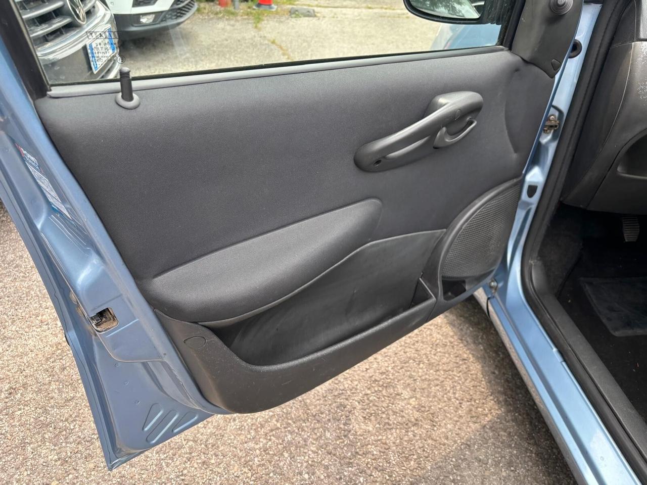 Fiat Punto Classic 1.2 5 porte Natural Power OK Neopatentati