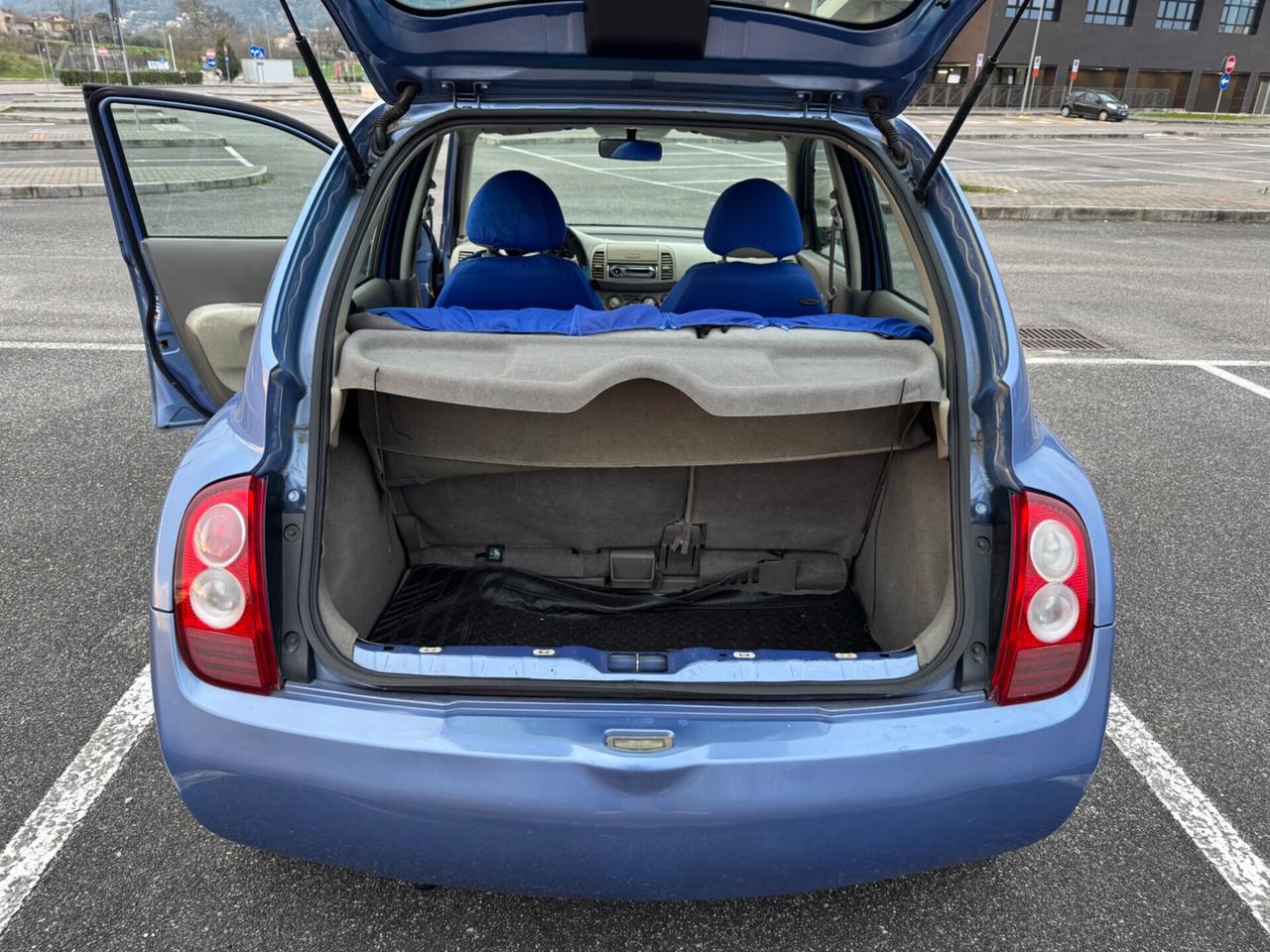 Nissan Micra 1.0 16V 5 porte Visia