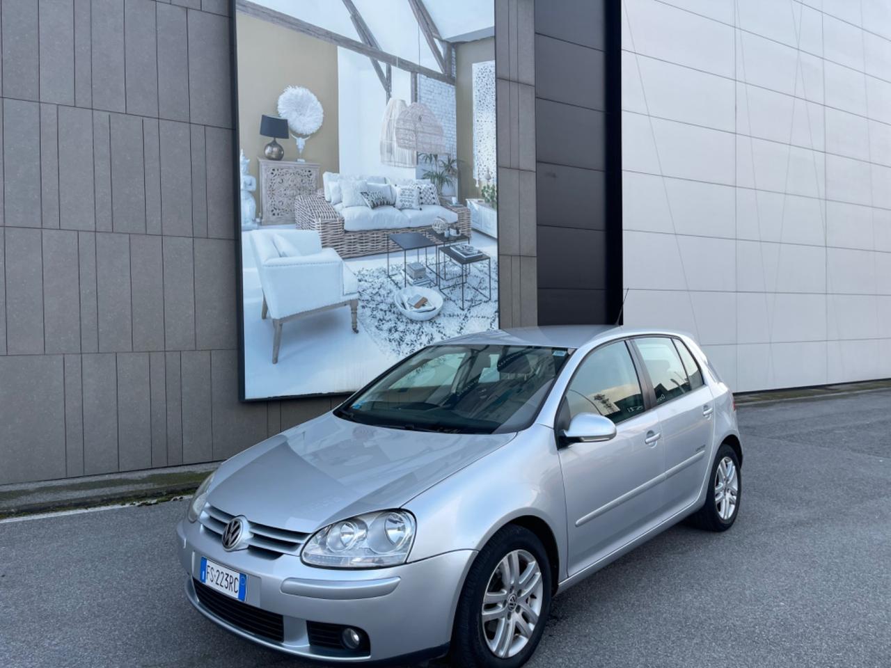 Volkswagen Golf 1.9 TDI DPF 5p. United