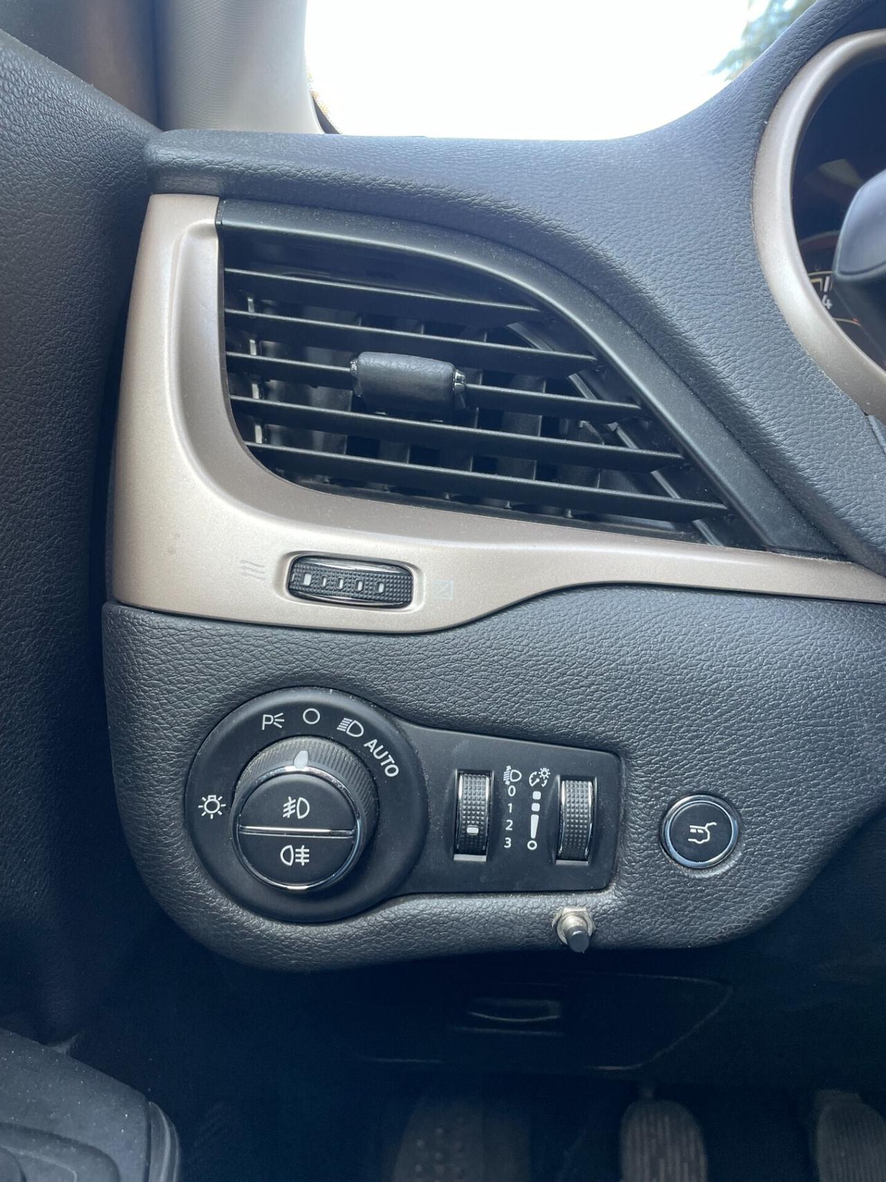 Jeep Cherokee 2.0 Mjt II Longitude