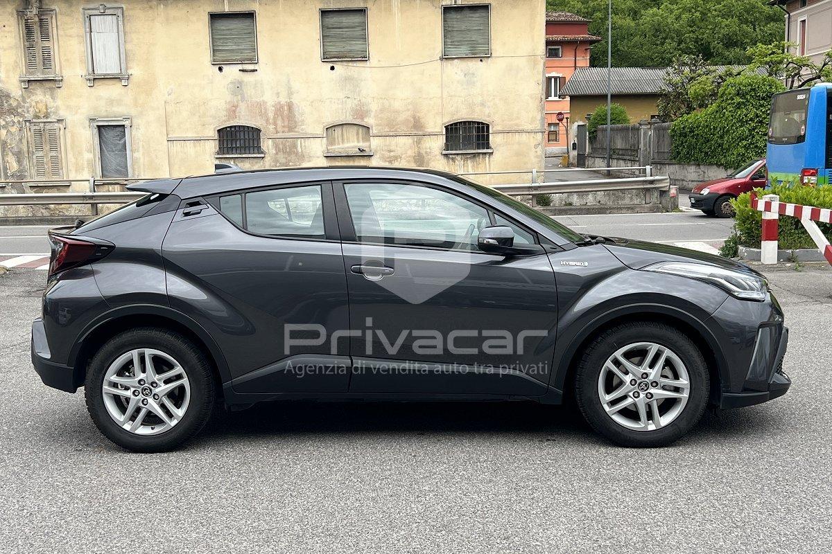 TOYOTA C-HR 1.8 Hybrid E-CVT Business