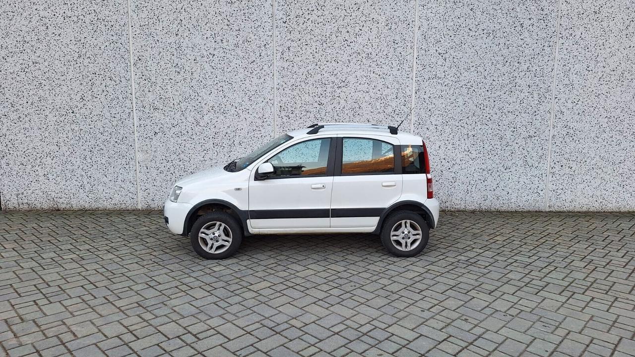 Fiat Panda 4X4 1.3 MJET Climbing Neopatentati Gancio