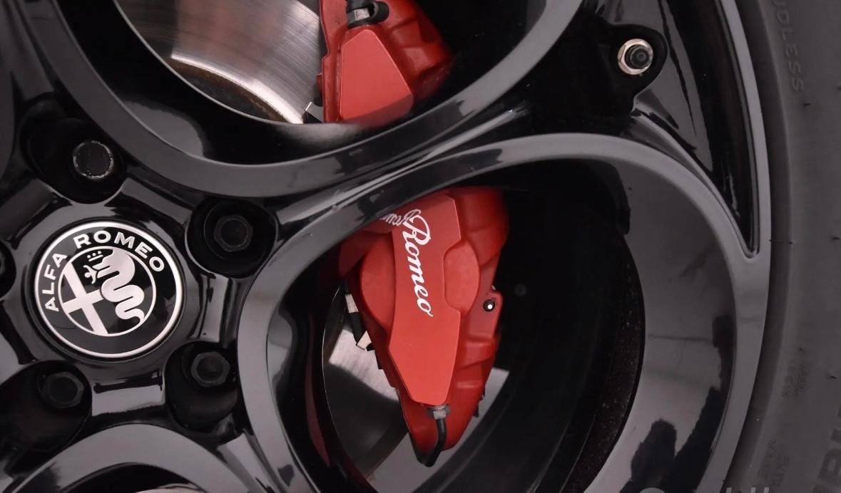 Alfa Romeo Stelvio 2.2 Turbodiesel 210 CV AT8 Q4 Veloce