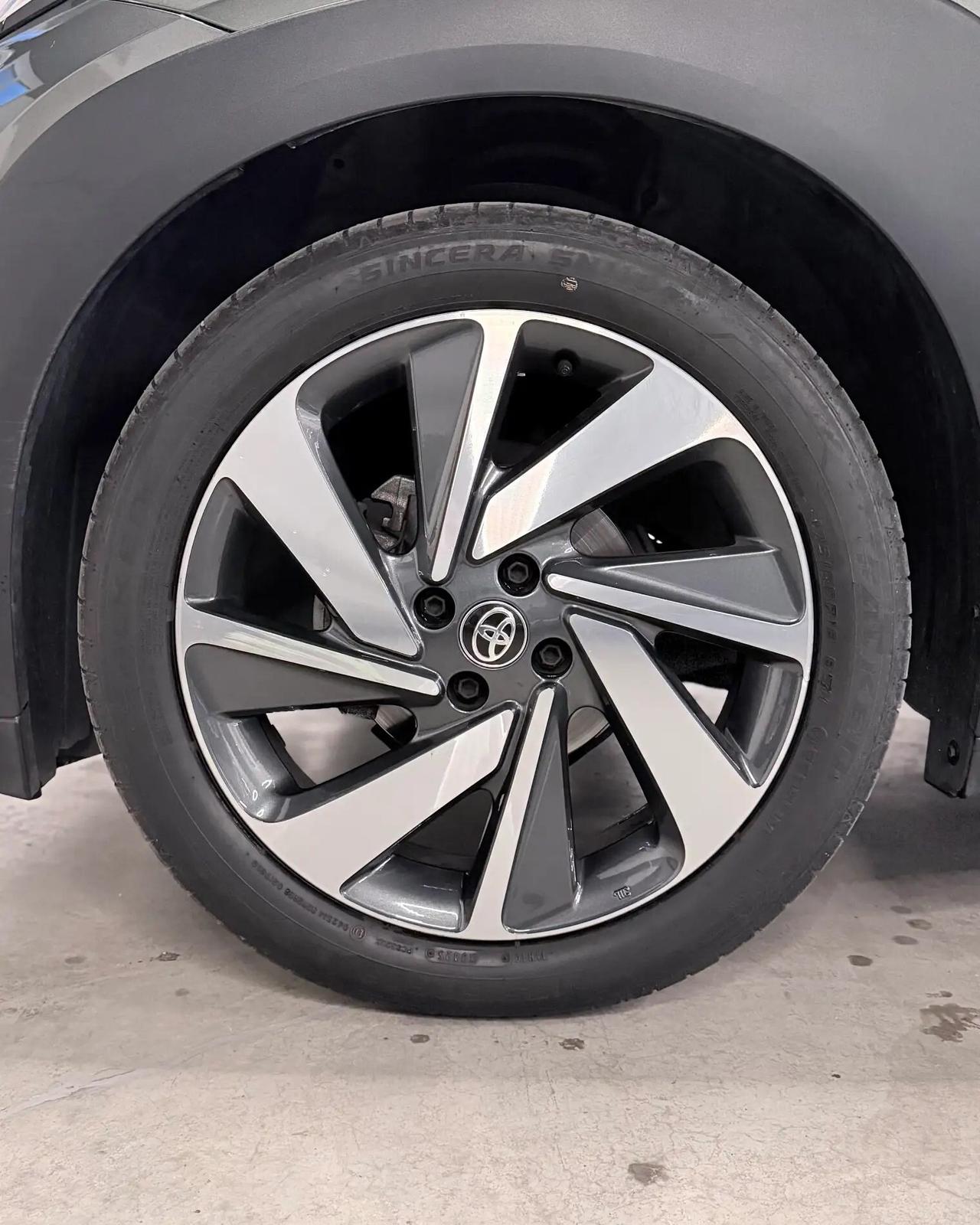 Toyota Aygo X 1.0 VVT-i 72 CV 5 porte Lounge S-CVT